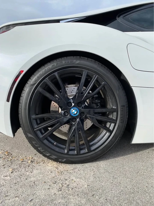 2015 BMW i8 - Image 7 of 16