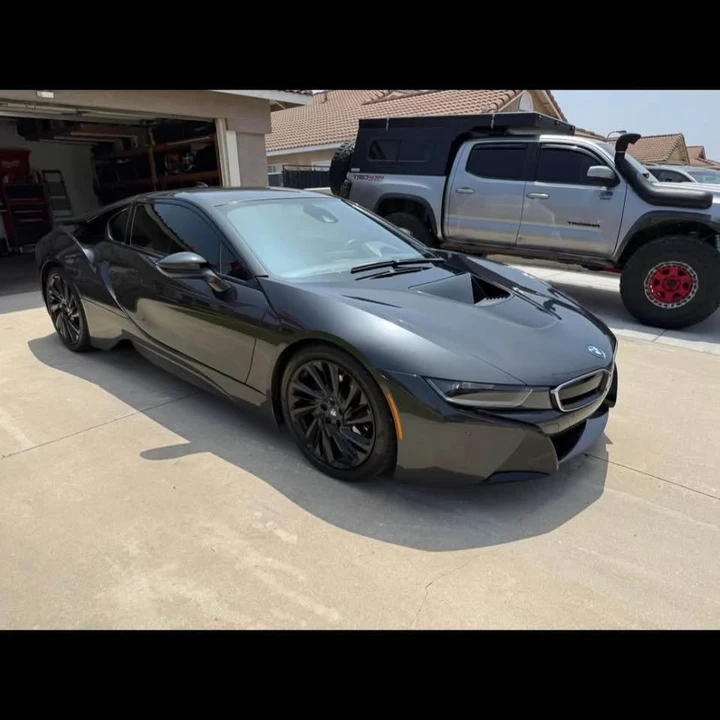 2015 BMW i8 - Image 2 of 19