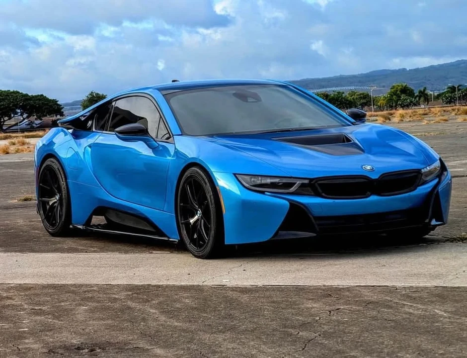 2015 BMW i8 - Image 2 of 9