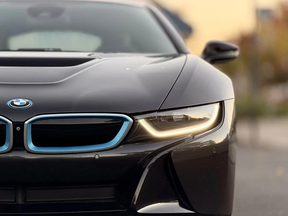 2015 BMW i8 - Image 5 of 20