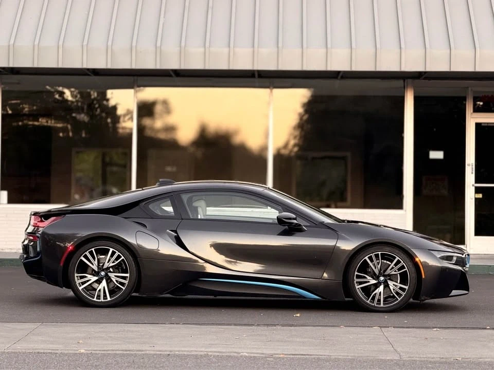 2015 BMW i8 - Image 6 of 20