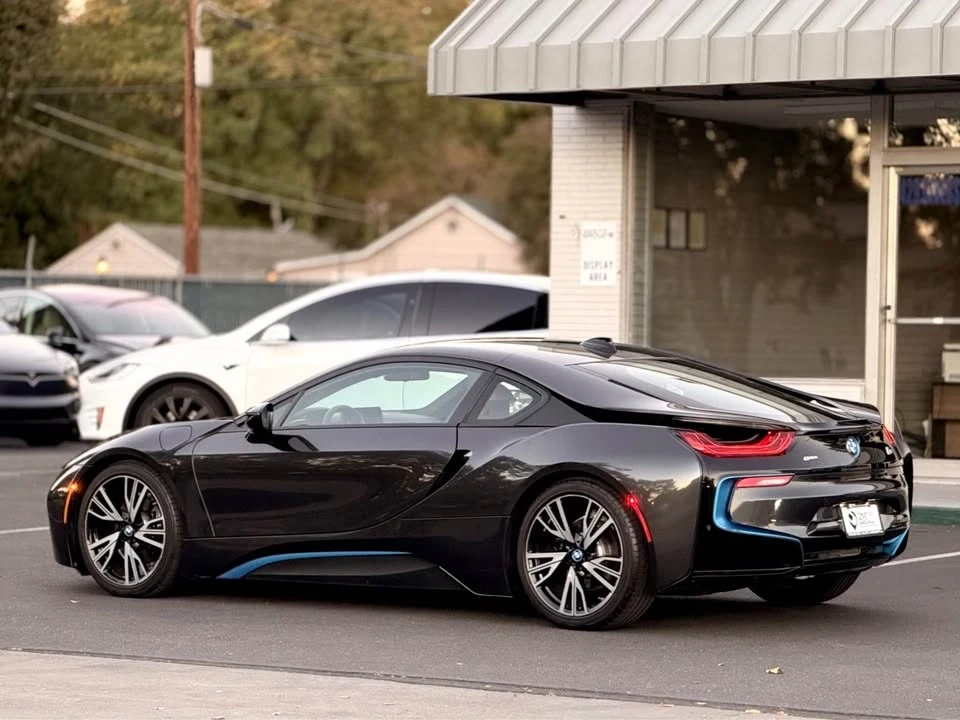2015 BMW i8 - Image 8 of 20