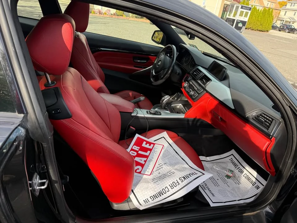 2015 BMW i8 - Image 4 of 12