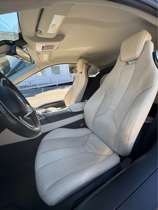 2015 BMW i8 - Image 7 of 18