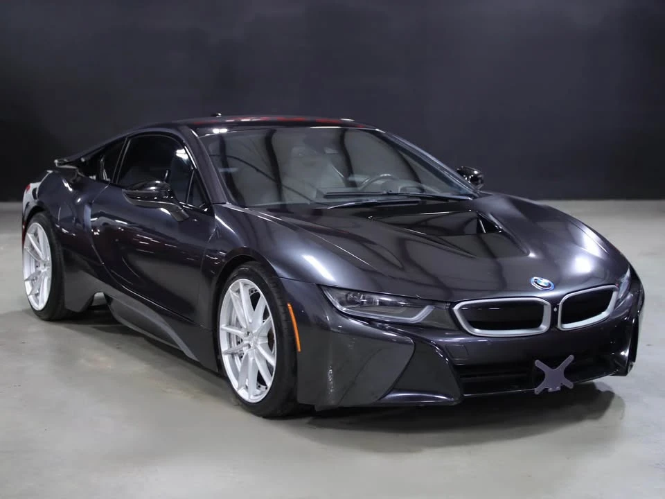 2015 BMW i8 - Image 4 of 19