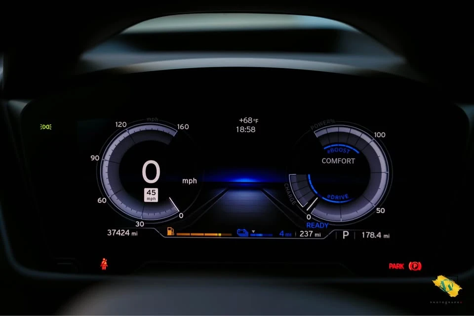 2015 BMW i8 - Image 5 of 13
