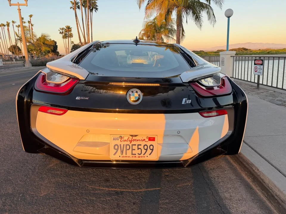 2015 BMW i8 - Image 8 of 20