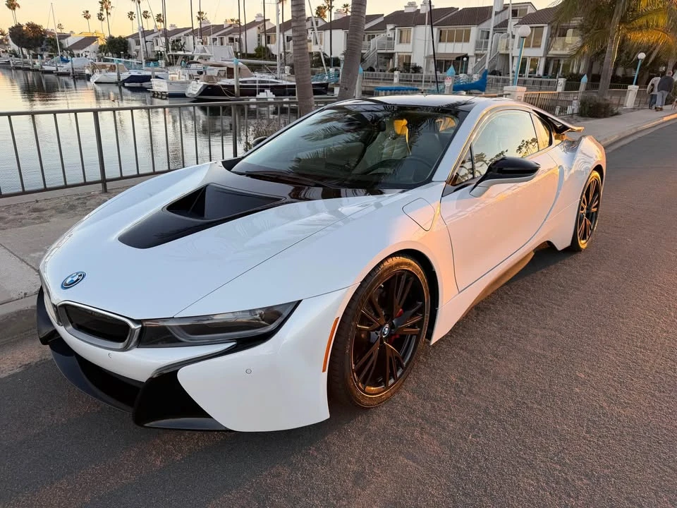 2015 BMW i8 - Image 5 of 20