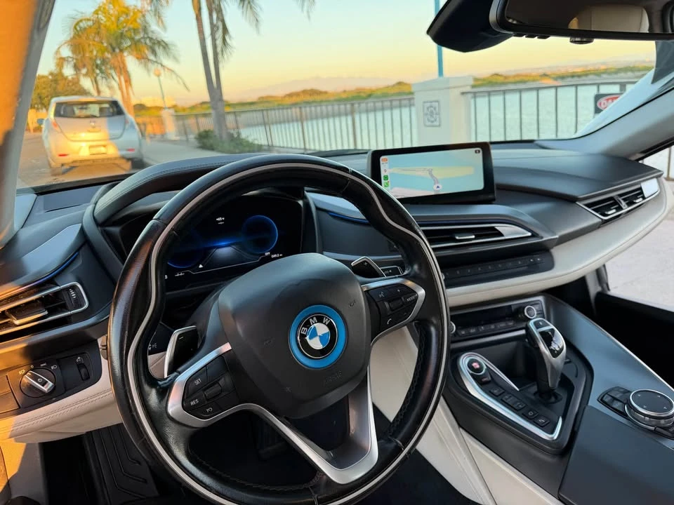 2015 BMW i8 - Image 14 of 20