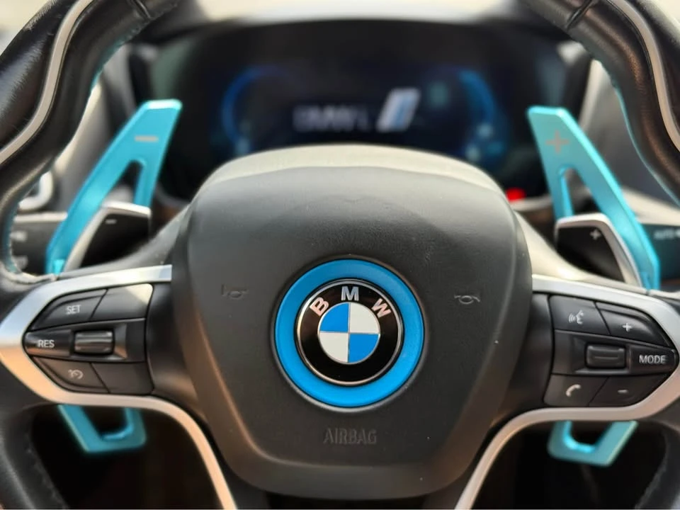 2015 BMW i8 - Image 14 of 20