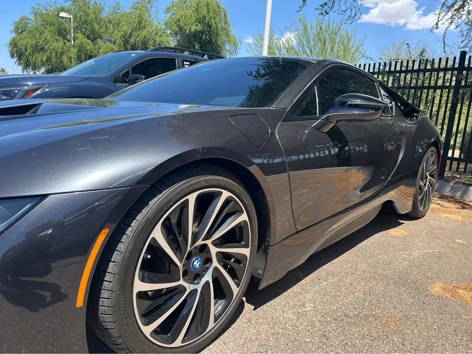 2015 BMW i8 - Image 4 of 12