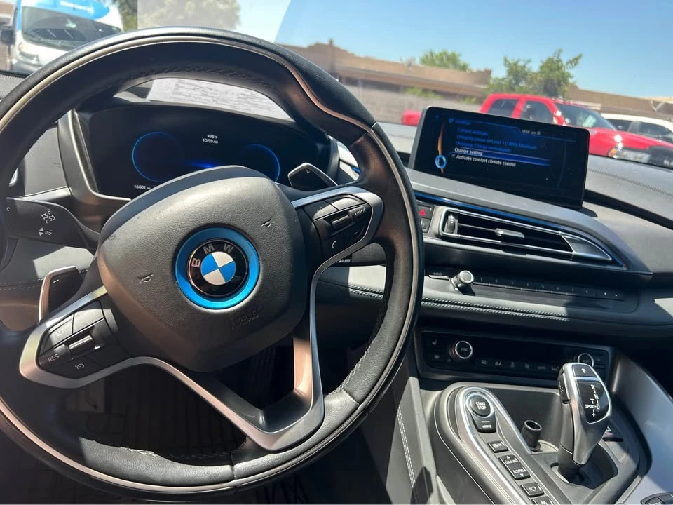 2015 BMW i8 - Image 7 of 12