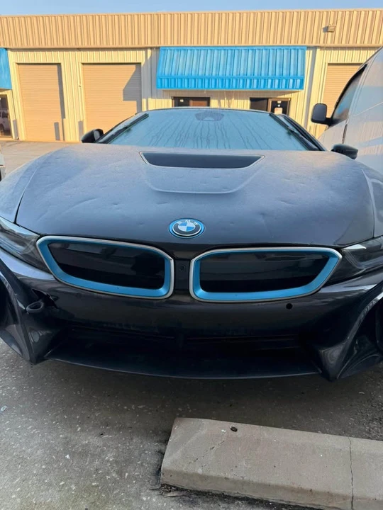 2015 BMW i8 - Image 6 of 10