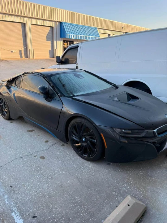 2015 BMW i8 - Image 8 of 10