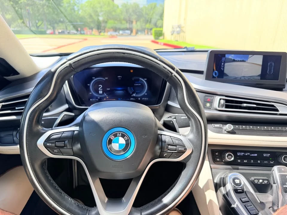 2015 BMW i8 - Image 19 of 20