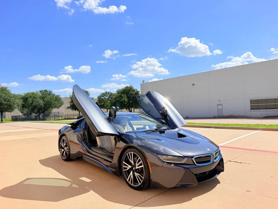 2015 BMW i8 - Image 3 of 20