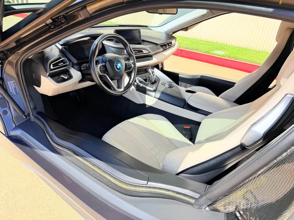 2015 BMW i8 - Image 16 of 20