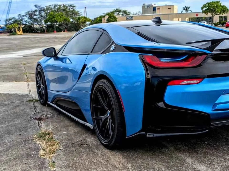 2015 BMW i8 - Image 4 of 8