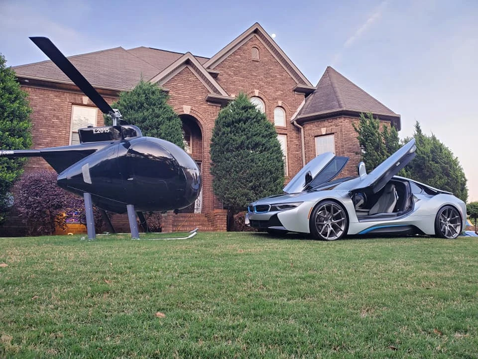 2015 BMW i8 - Image 3 of 4