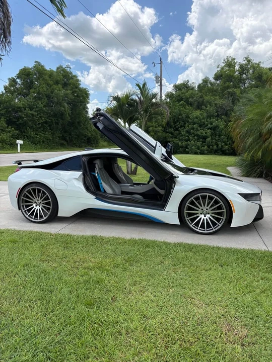 2015 BMW i8 - Image 20 of 20