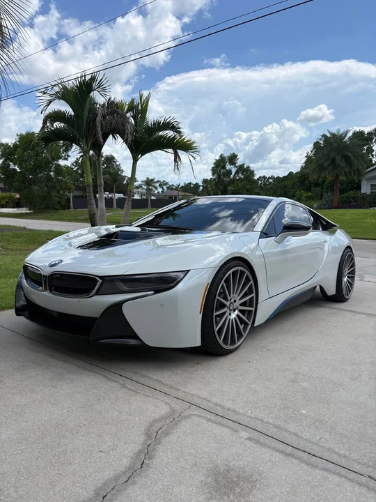 2015 BMW i8 - Image 8 of 20