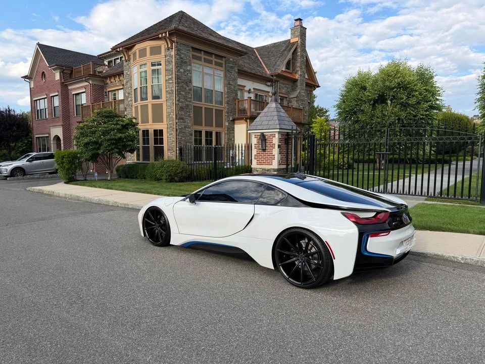2015 BMW i8 - Image 7 of 16