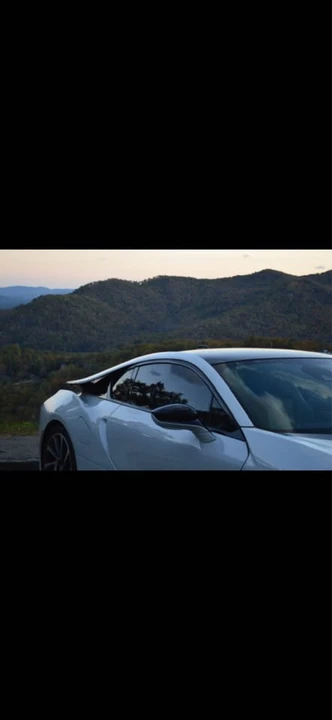 2015 BMW i8 - Image 3 of 6