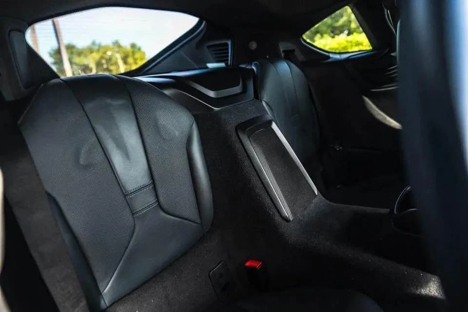 2015 BMW i8 - Image 5 of 14