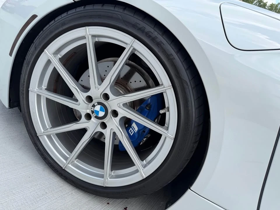 2015 BMW i8 - Image 10 of 13