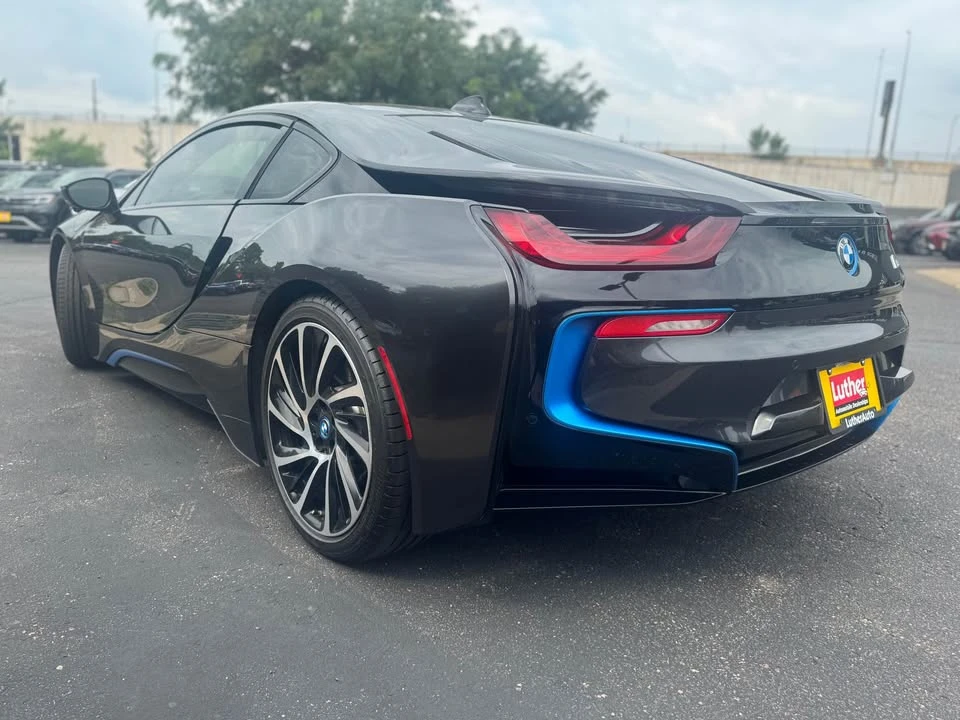 2015 BMW i8 - Image 10 of 18