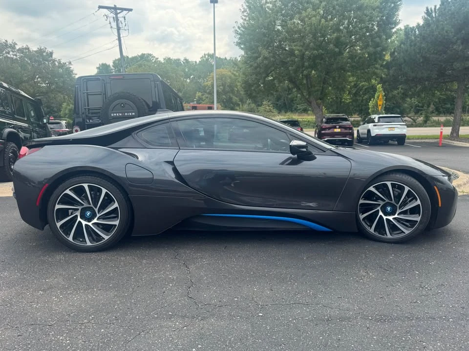 2015 BMW i8 - Image 5 of 18