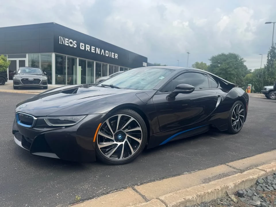 2015 BMW i8 - Image 2 of 18