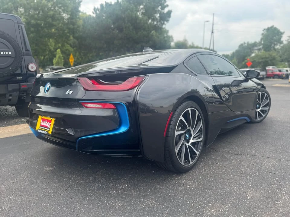 2015 BMW i8 - Image 7 of 18