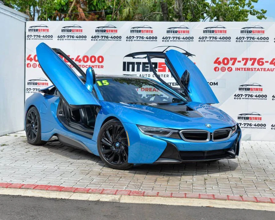 2015 BMW i8 - Image 3 of 20