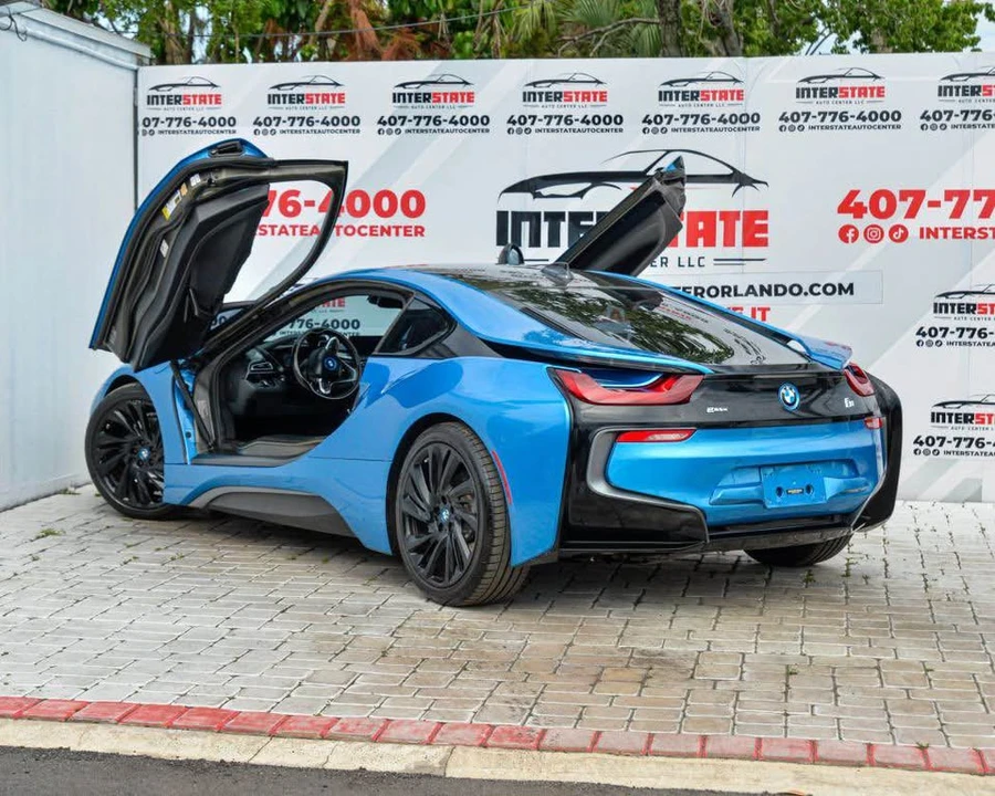 2015 BMW i8 - Image 9 of 20