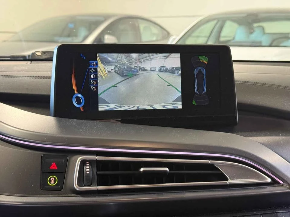 2015 BMW i8 - Image 6 of 6