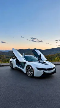 2015 BMW i8 Coupe 2D