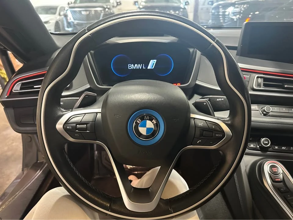 2015 BMW i8 - Image 9 of 15
