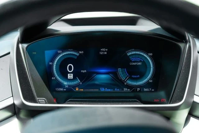 2015 BMW i8 - Image 18 of 21