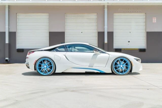 2015 BMW i8 - Image 8 of 21