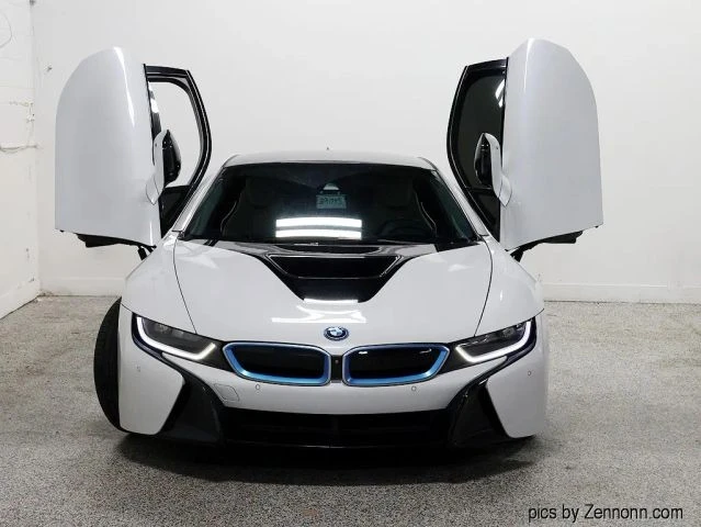 2015 BMW i8 - Image 7 of 31