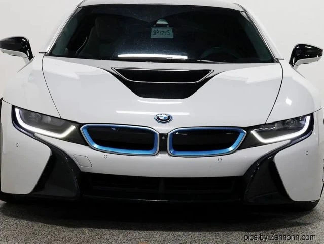 2015 BMW i8 - Image 6 of 31
