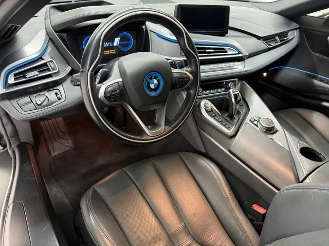 2015 BMW i8 - Image 2 of 12