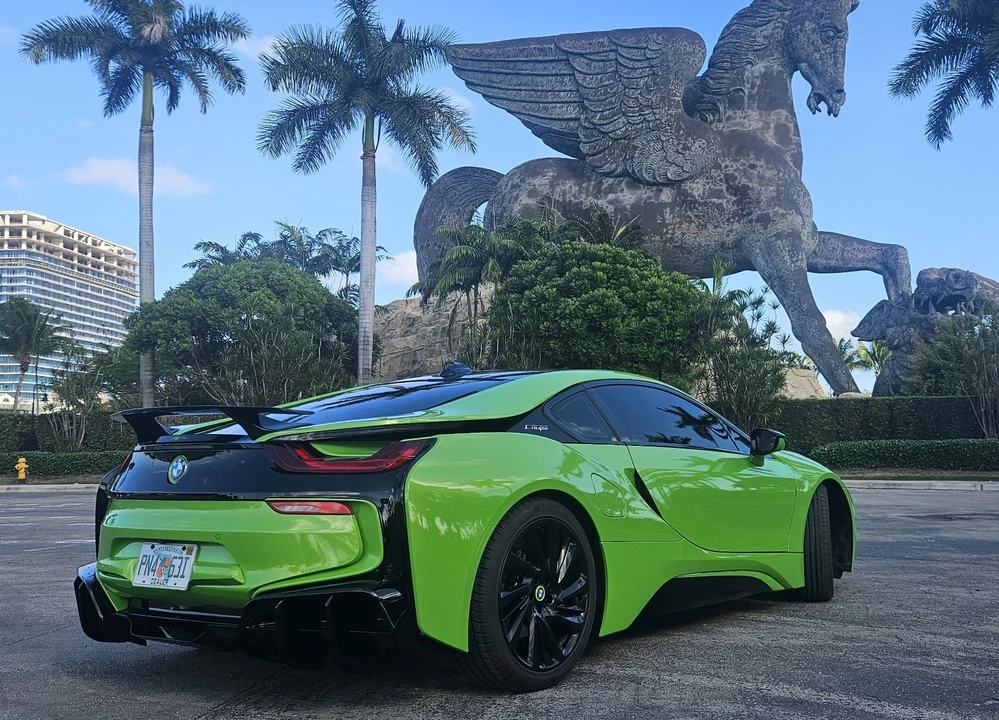 2015 BMW i8 - Image 2 of 14
