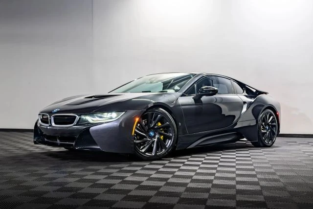 2015 BMW i8 - Image 11 of 21