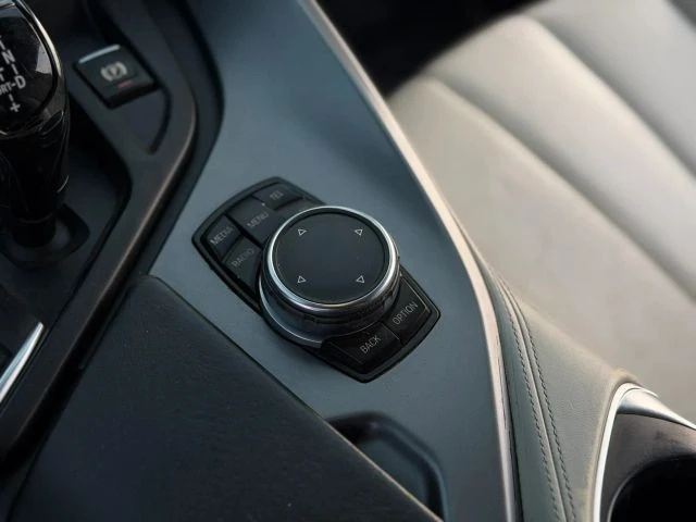 2015 BMW i8 - Image 20 of 21