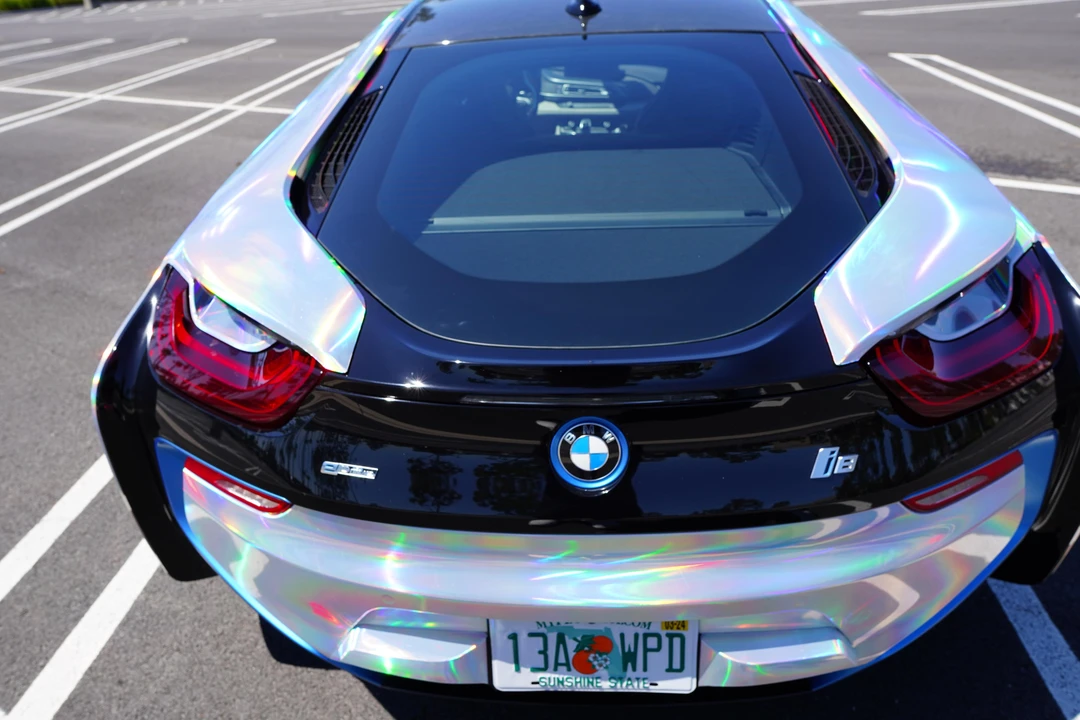 2015 BMW i8 - Image 24 of 31