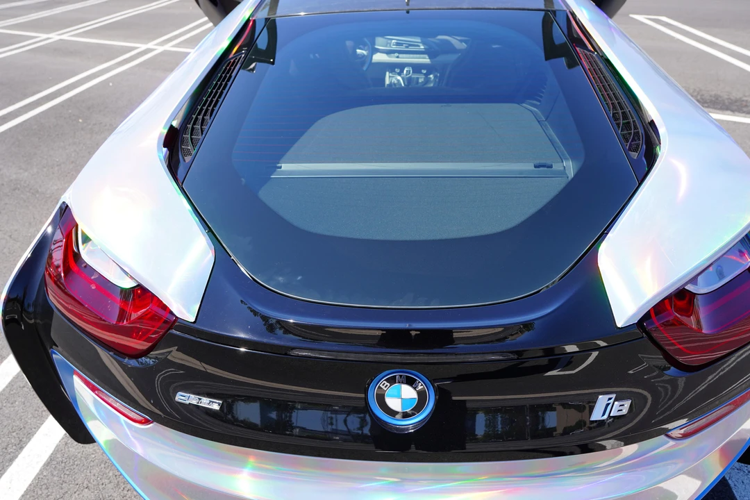 2015 BMW i8 - Image 25 of 31