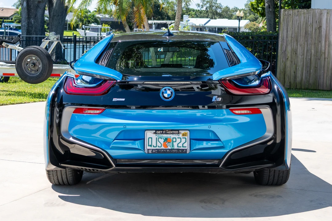 2015 BMW i8 - Image 5 of 31
