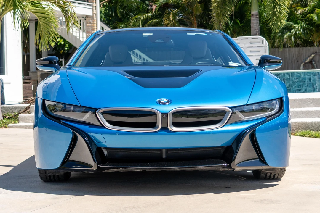 2015 BMW i8 - Image 6 of 31